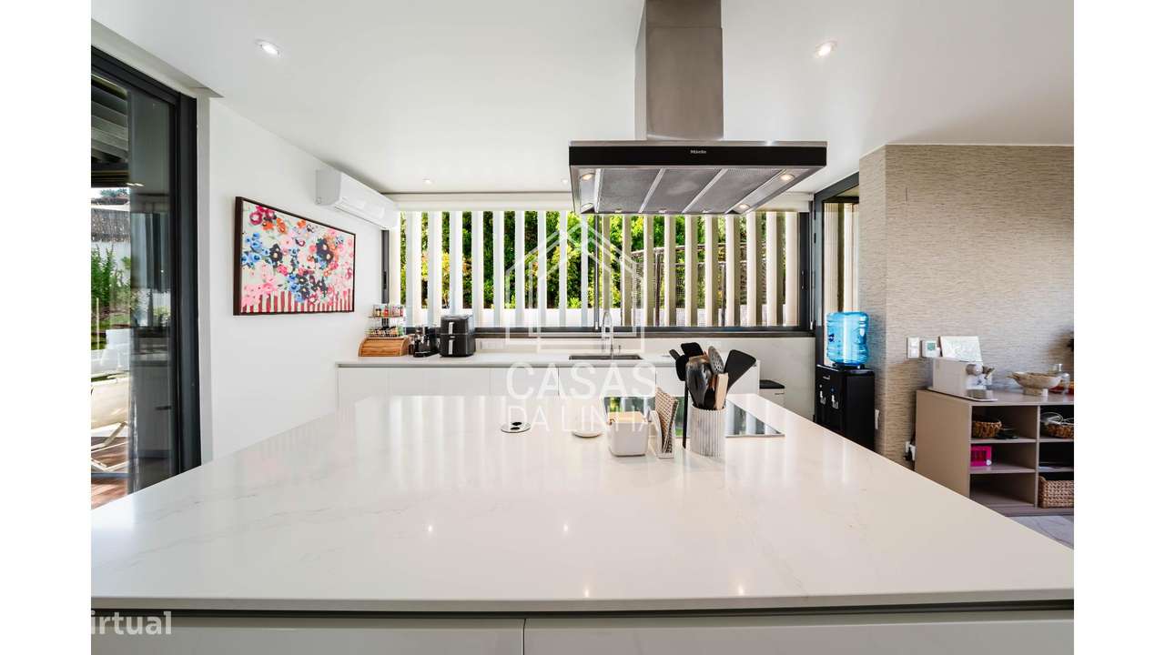 Moradia de Luxo T6 em Linda-a-Velha-37