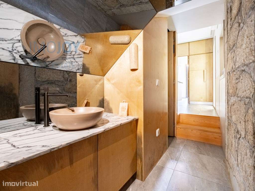 Apartamento T1 para Venda na Rua Miguel Bombarda no Porto-12