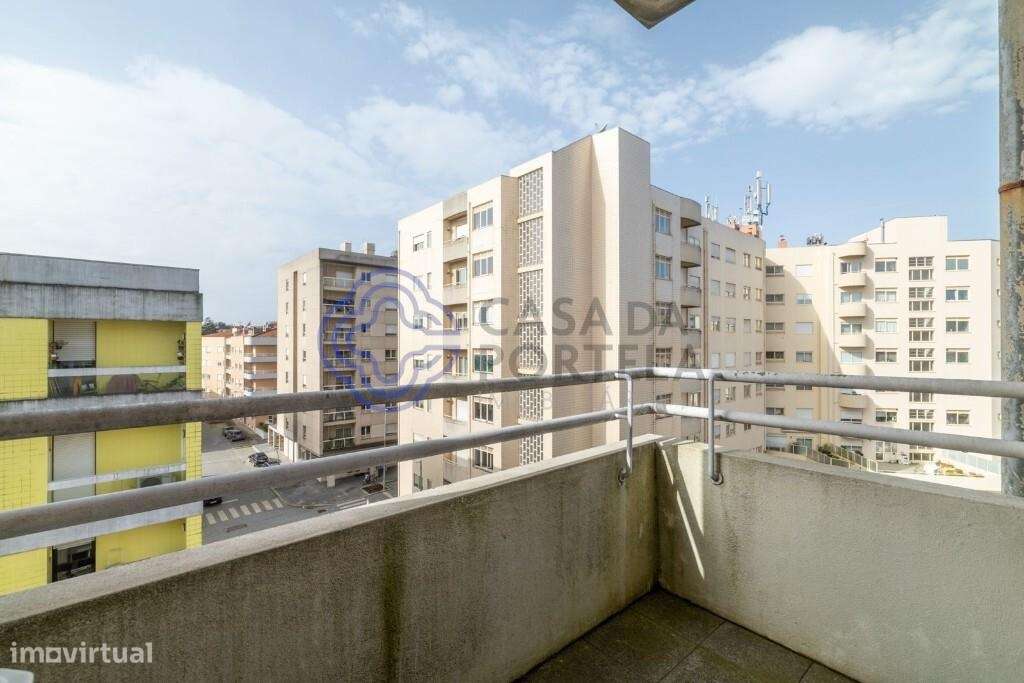 Apartamento T2 Maia-22