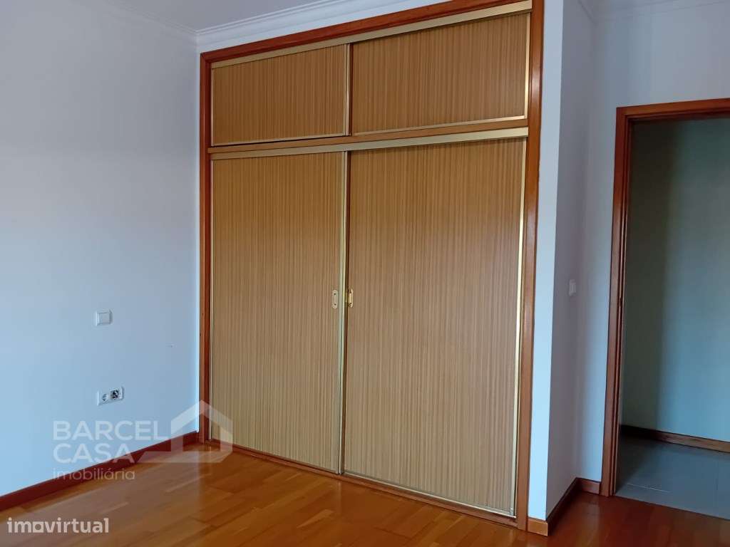 Apartamento T2 para arrendar em VFS. Martinho - Barcelos - Grande imagem: 5/10