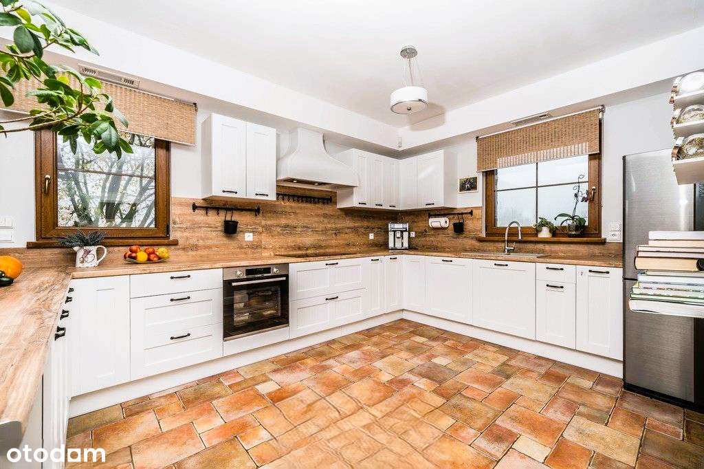 Dom Nad Jeziorem 6 pok. 214m2 garaż pompa ciepła + fotowoltaika-5