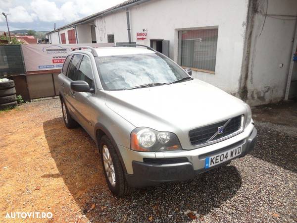 Dezmembrez Volvo XC 90 2.4 Diesel - 4