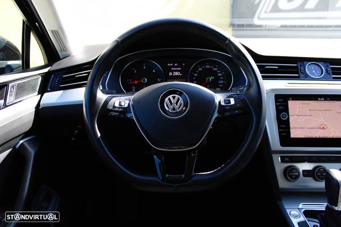 VW Passat Variant 2.0 TDi Confortline DSG - 22