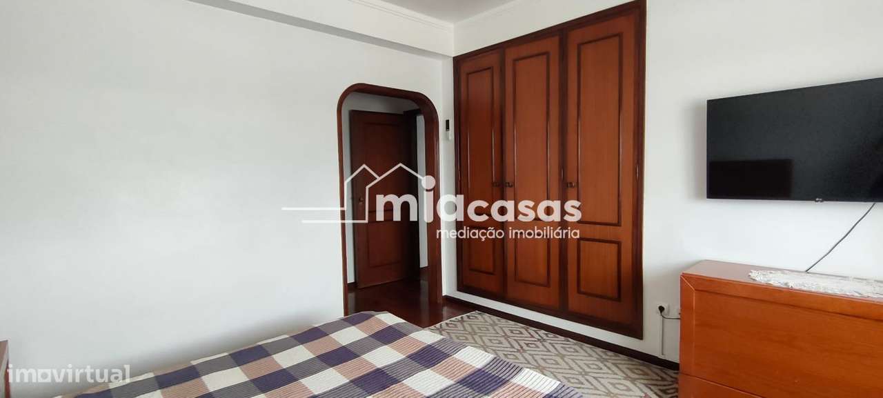 APARTAMENTO T3 DUPLEX - OIÃ-18