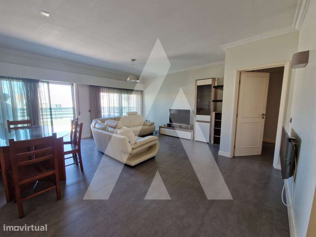 Apartamento T3 Renovado na Praia da Barra - 2ª Linha do Mar. - Grande imagem: 2/23