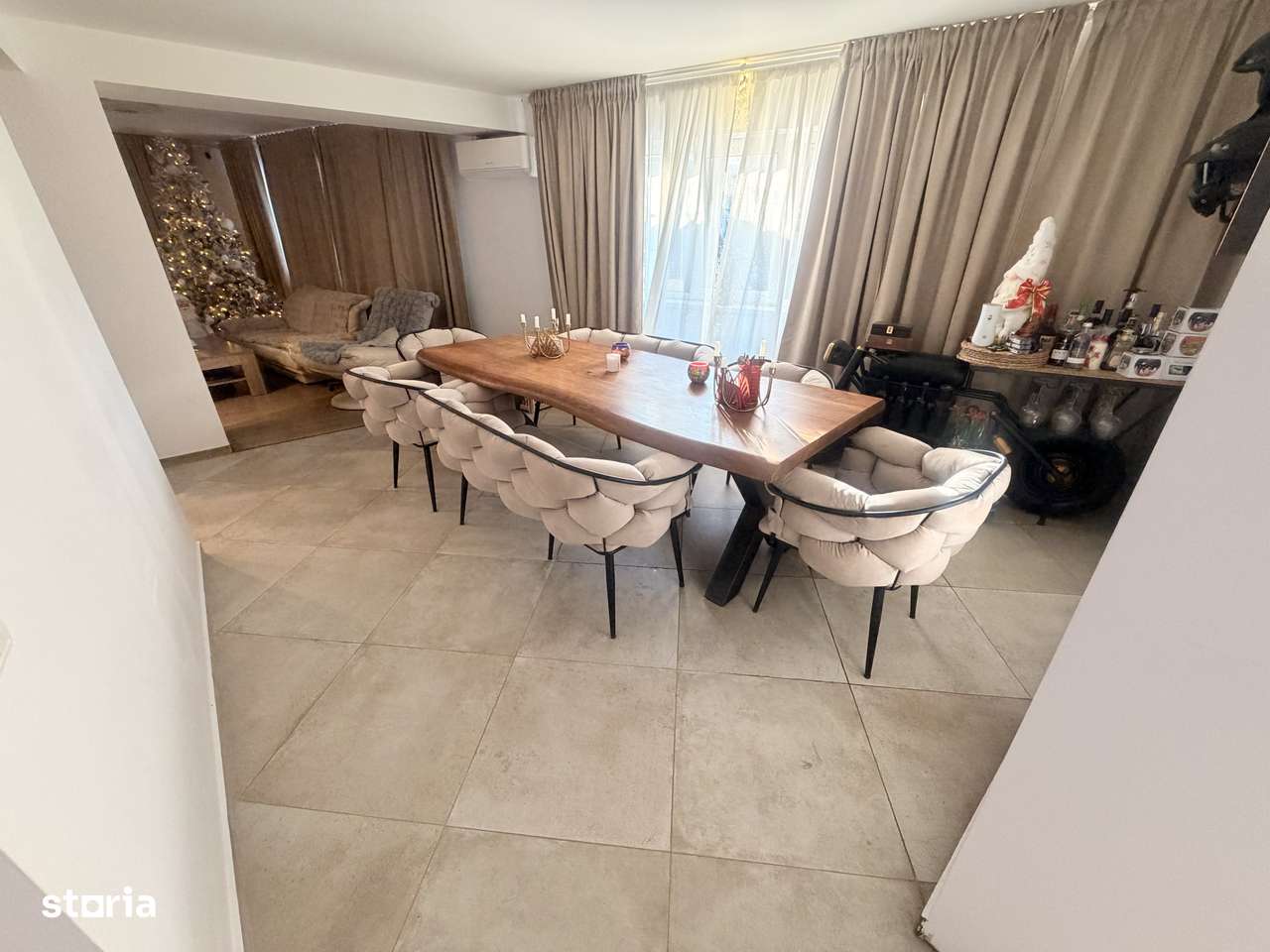 Casa deosebita P+1+M situata la doar 500m fata de metrou-16