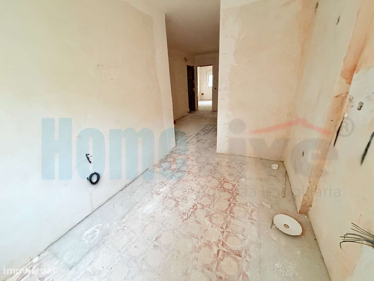 Apartamento T3 Remodelado | Centro de Moscavide-8