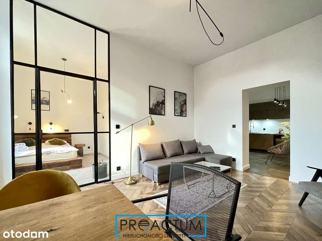 Mieszkanie w zabytkowej kamienicy-winda-balkon - Pełny obrazek: 5/18