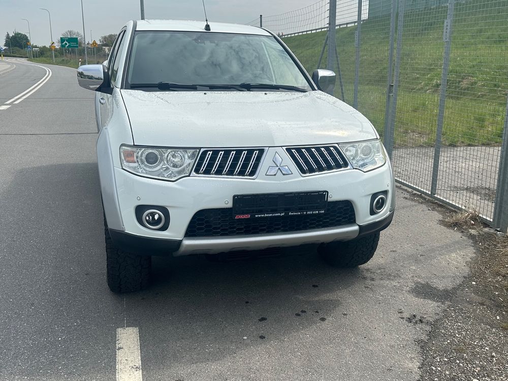 Mitsubishi L200 Pick Up 4x4 Autm Intense Double Cab 2011