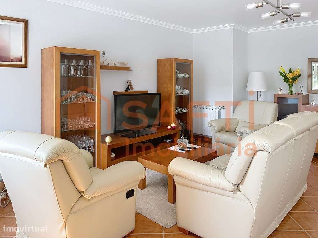 Moradia T4 em Torres Vedras - Zona Privilegiada - Grande imagem: 5/17