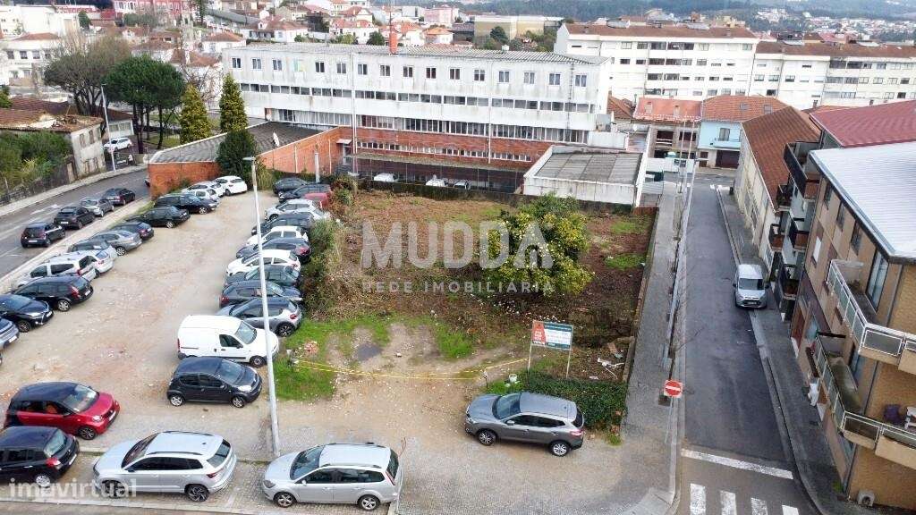 INVESTIDORES - Terreno p/ Construção no Centro de São João da Madeira-25