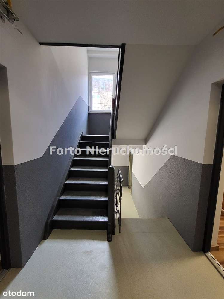 Przestronna kawalerka w Zabrzu na 3 Maja - Pełny obrazek: 4/13