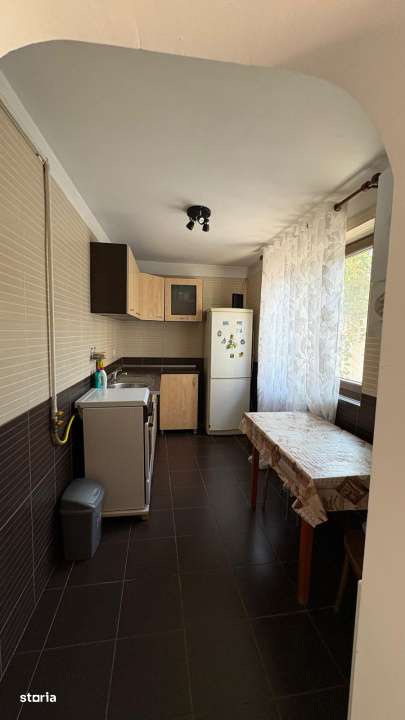 Proprietate de vanzare situata la 10 minute de Piata Victoriei-5