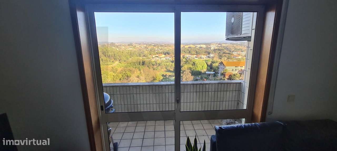 T2 com BOX + Sótão c/ 40m2 - Grande imagem: 3/34