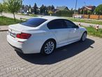 BMW Seria 5 528i Sport-Aut - 12