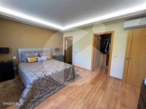 Moradia T4 com piscina - Olhão-15