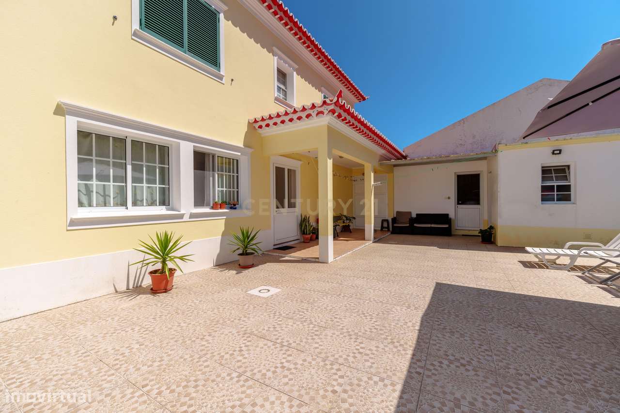 Moradia T4 com 2.971 m² de Terreno e Vista Panorâmica-46