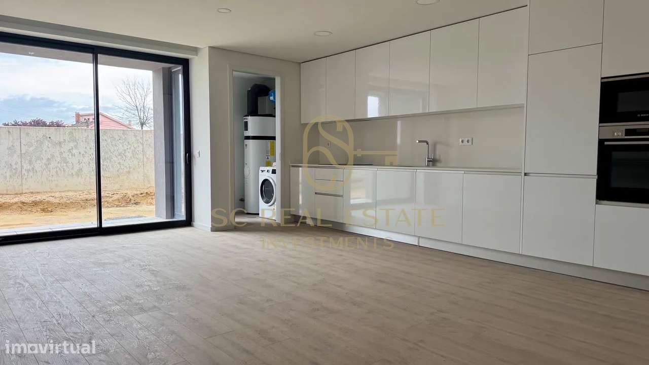 Apartamento T2 com Terraço e jardim, 2 suites em S. Mamede Infesta-17