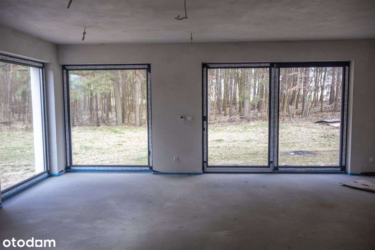 Funkcjonalny dom z dużą działką przy lesie-7