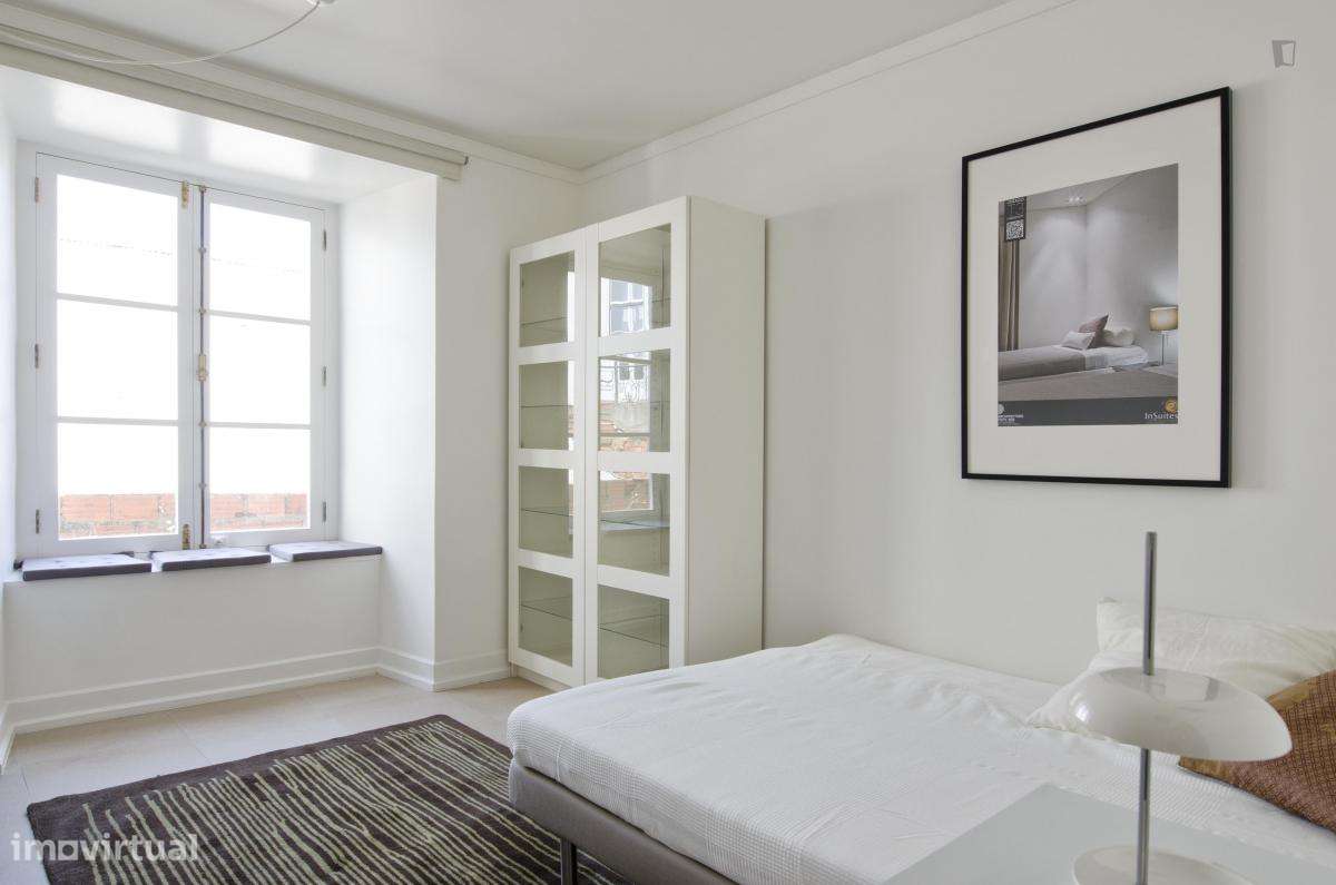 Quarto - localizado em Rossio Lisbon - Grande imagem: 5/8