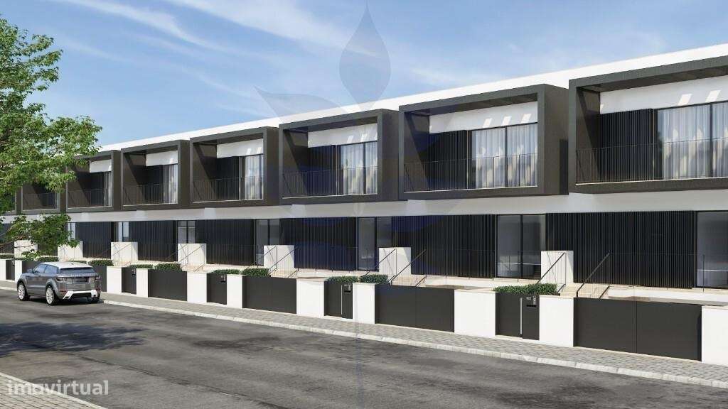 Moradia em banda - Frossos - Grande imagem: 1/8