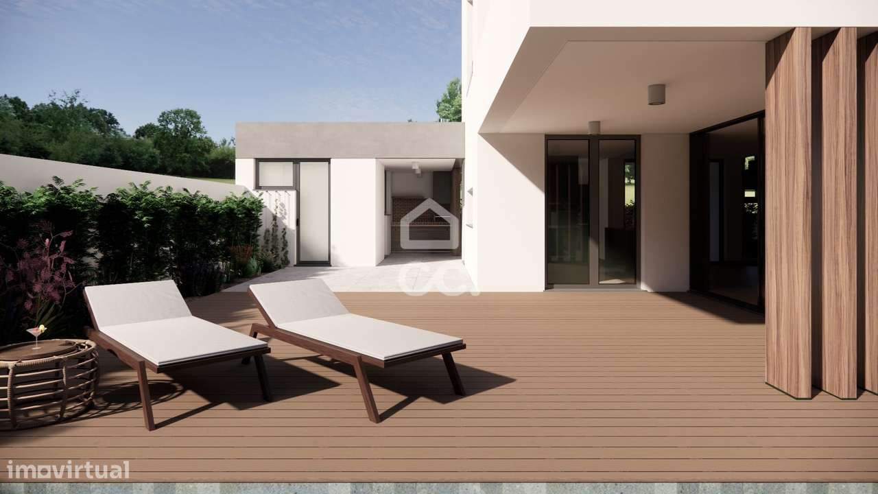 Moradia T4 com piscina, escritório e garagem  Ramalhal, Torres Vedras-5