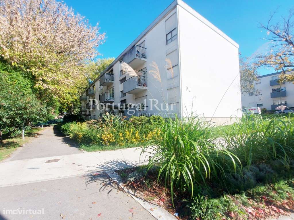 Apartamento T3 Projecto Fernando Tavora Em Ramalde