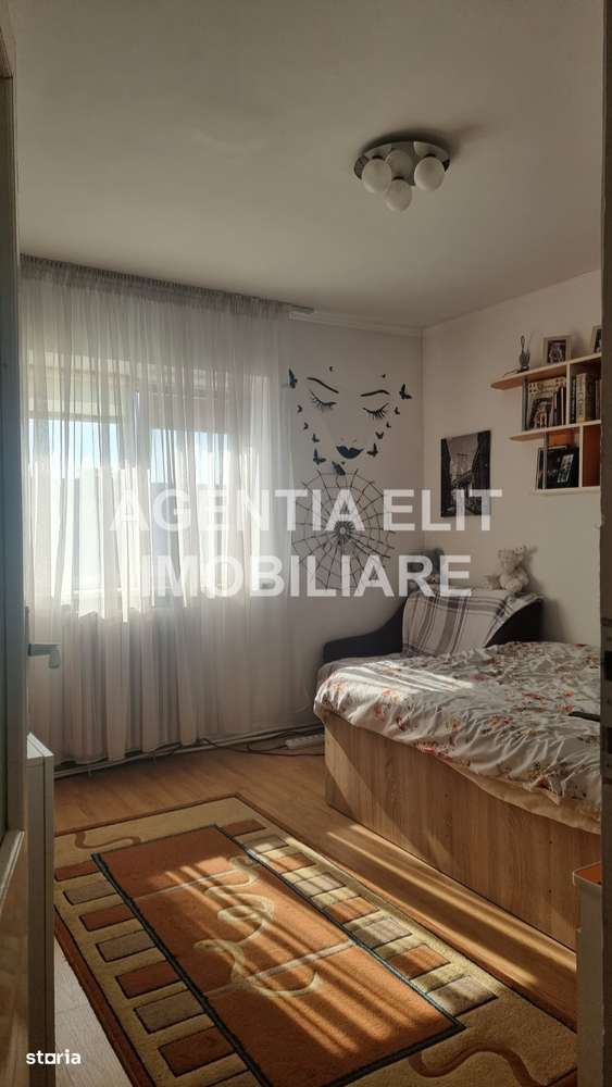 Apartament 4 camere, Imparat Traian/ Scoala nr. 11 - Imagine principală: 2/8