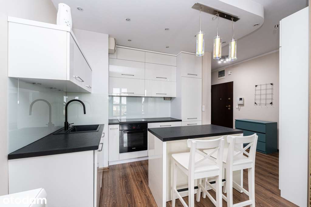 Bez prowizji! Dwa pokoje w ikonicznej lokalizacji-2