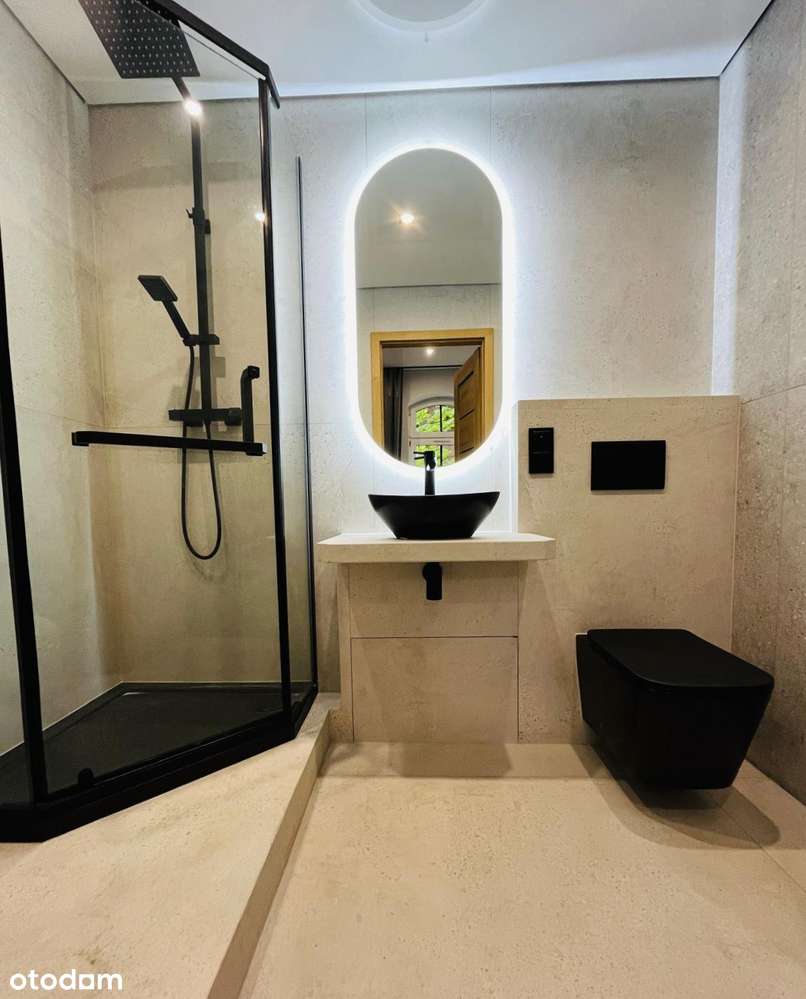 Ustawna kawalerka po remoncie w kamienicy – gotowa do zamieszkania-12