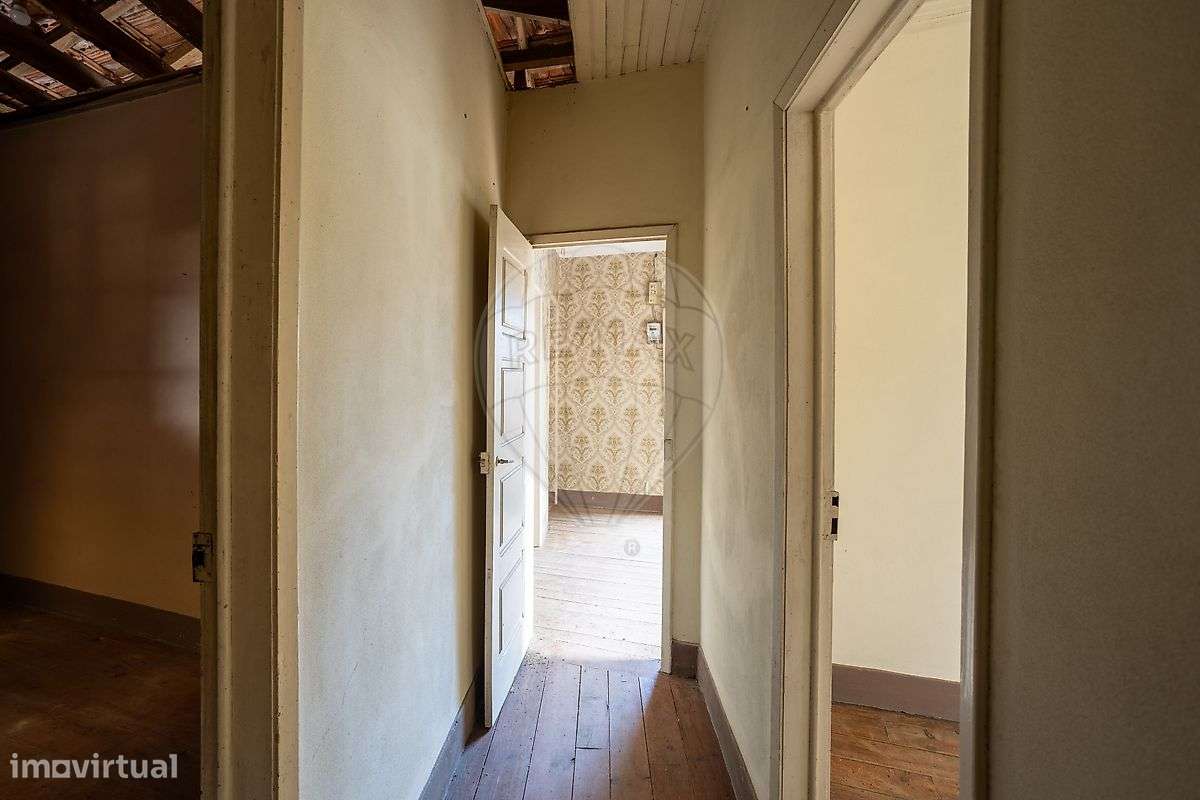 Moradia T4 para venda-13