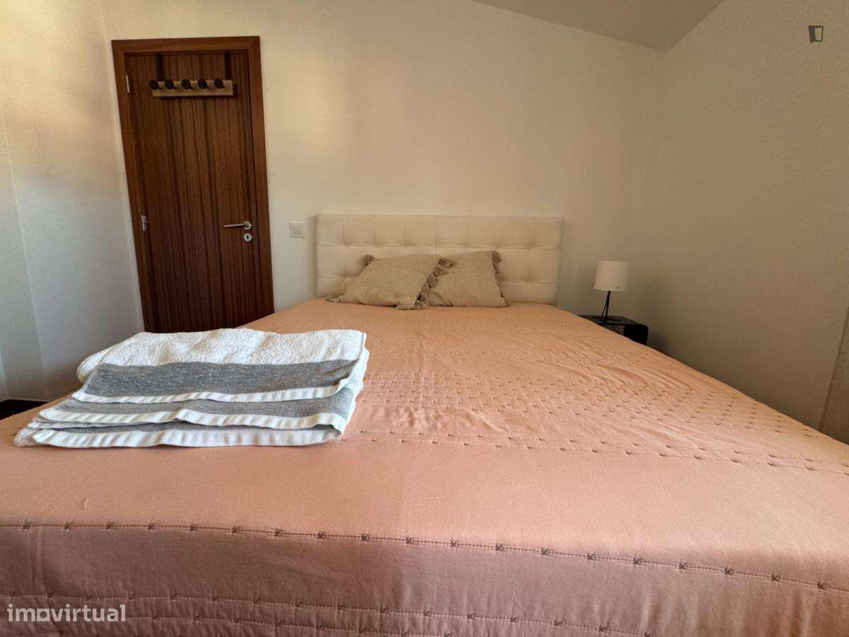 Quarto - localizado em  Coimbra - Grande imagem: 5/10