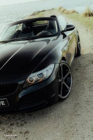 BMW Z4 23 i - 18