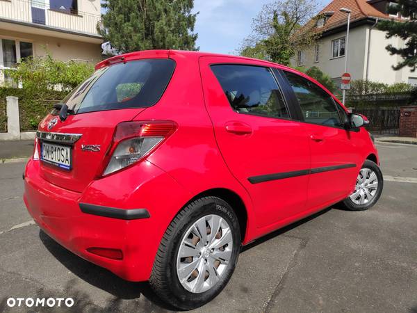 Toyota Yaris 1.33 Sol - 4