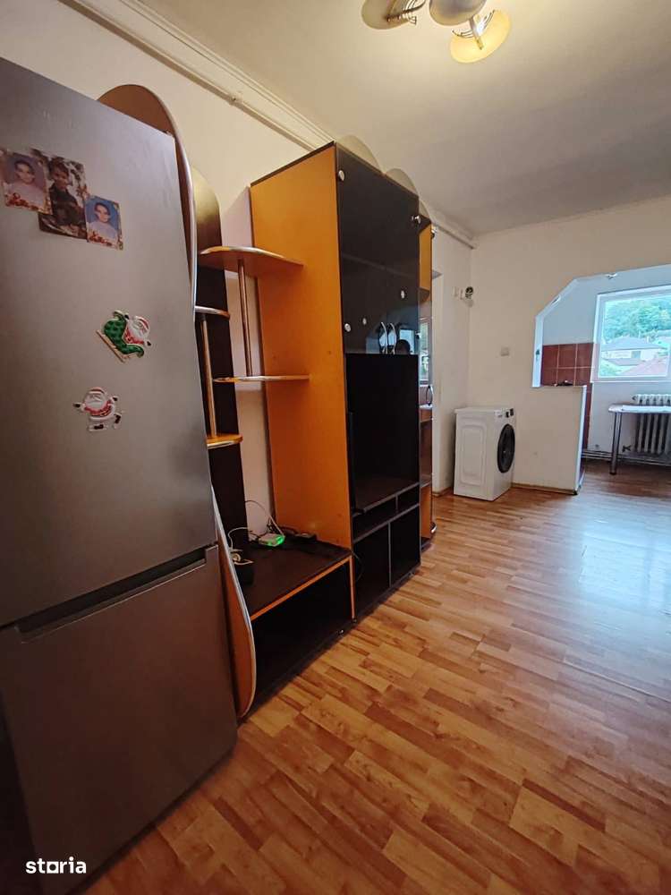 Apartament 2 camere – zonă centrală, bloc izolat, etaj 7-59000 € - Imagine principală: 4/10