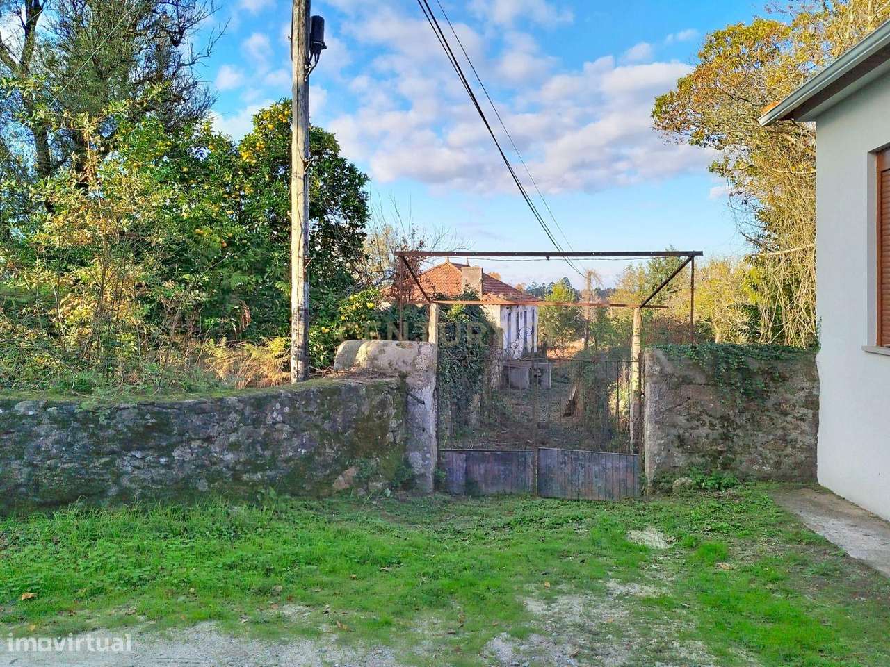 Ruina em Fontoura, Valença - Oportunidade Única! - Grande imagem: 2/14