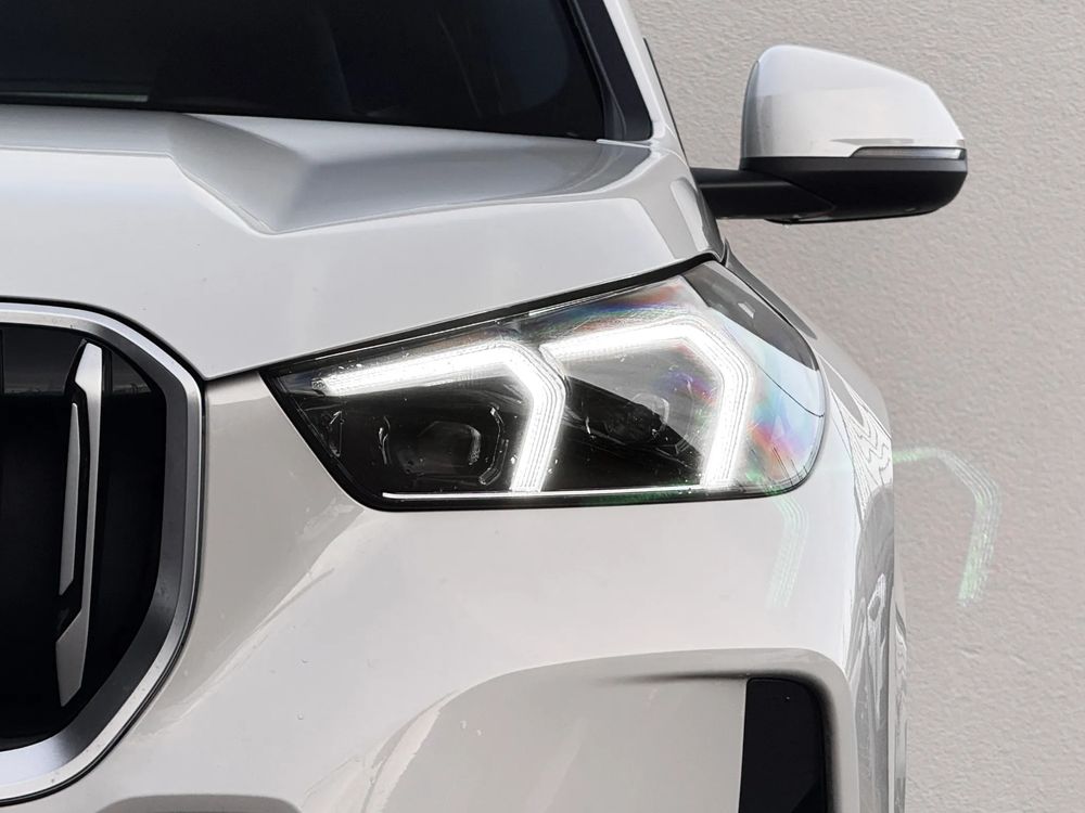 BMW X1 sDrive20i 1.5 Benzyna 170 KM — zdjęcie 6