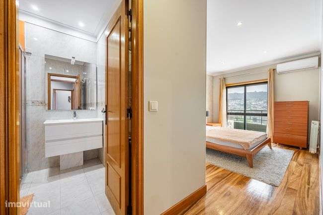 Apartamento T3 à venda em Braga-21