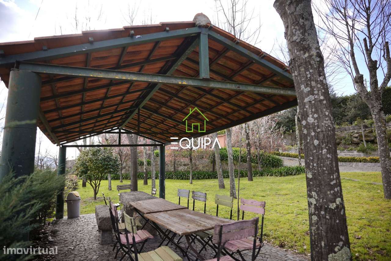 QUINTA COM 5 QUARTOS , + 7000 M2 DE TERRENO+ PISCINA-32