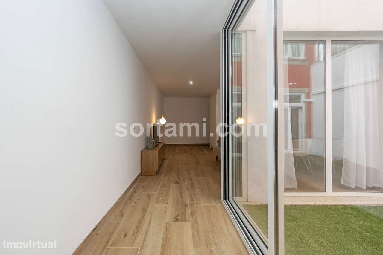 Apartamento T0+2 Venda em Cedofeita, Santo Ildefonso, Sé, Miragaia, Sã-8