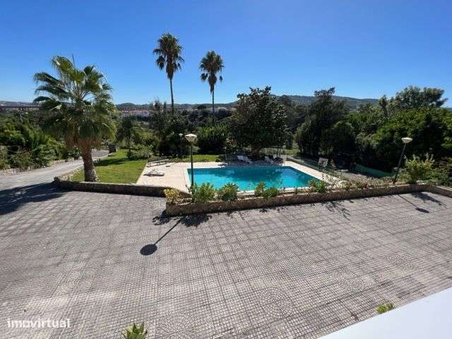 Excelente Moradia c/Piscina, Ringue desportivo, Garagem-5