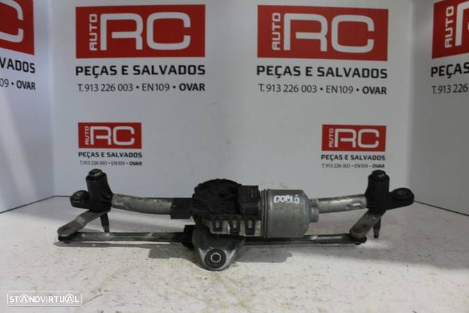 Limpa Para Brisas Fiat Doblo de 2012 - 1