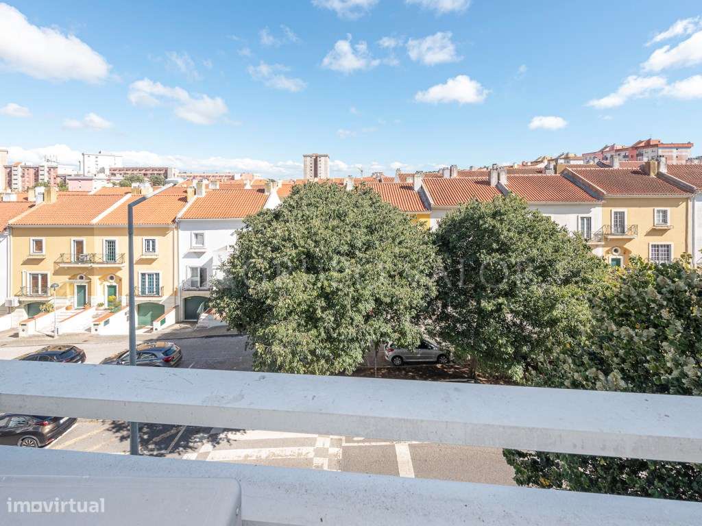 Apartamento T2 Remodelado | Cavaleira | Algueirão-Mem Martins-16