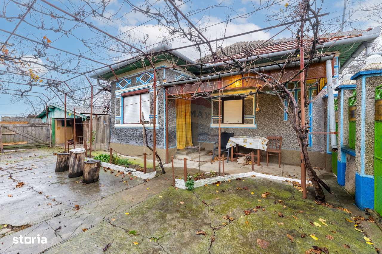 Casă cu anexe si teren de 759mp in Misca-2