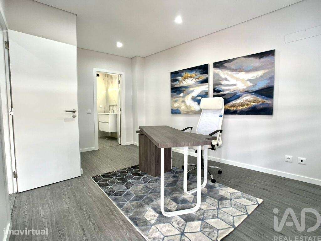 Apartamento T3 em Quelfes de 116,00 m2 - Grande imagem: 4/24