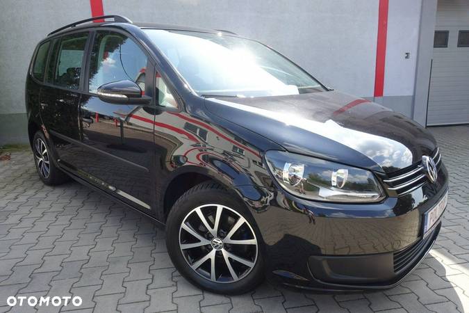 Volkswagen Touran 1.6 TDI DPF BlueMot Comfortline - 4