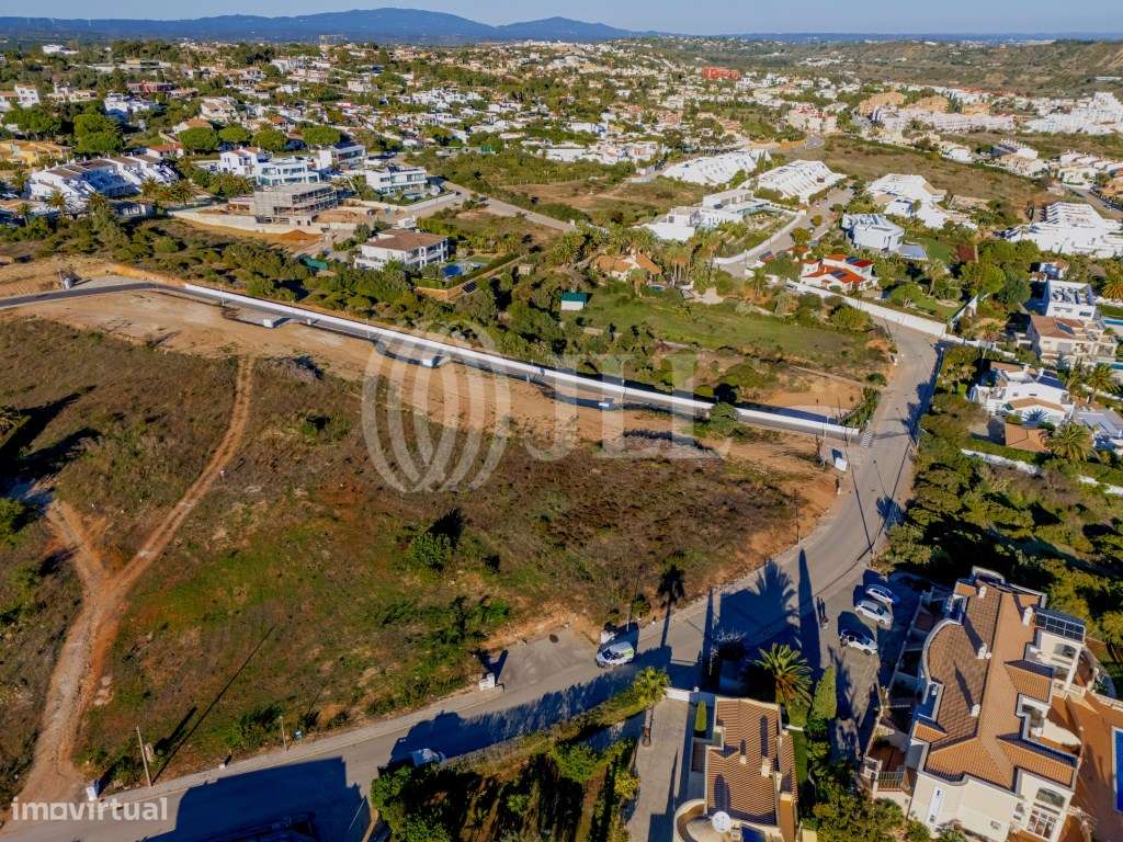 Terreno em Lagos, Luz, Algarve - Grande imagem: 3/11