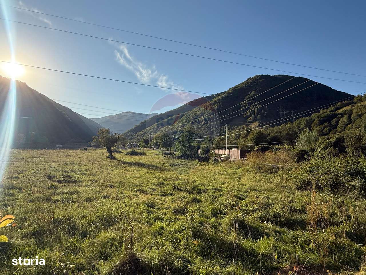 Casa de vacanta de vanzare pe Valea Lotrioarei - Imagine principală: 5/8