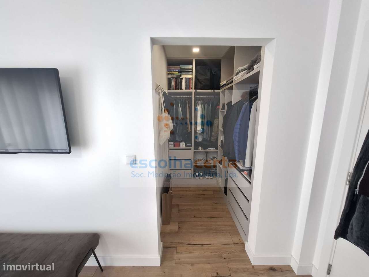 Oportunidade Excelente Moradia Térrea T4 Com Piscina de agua salgada-15