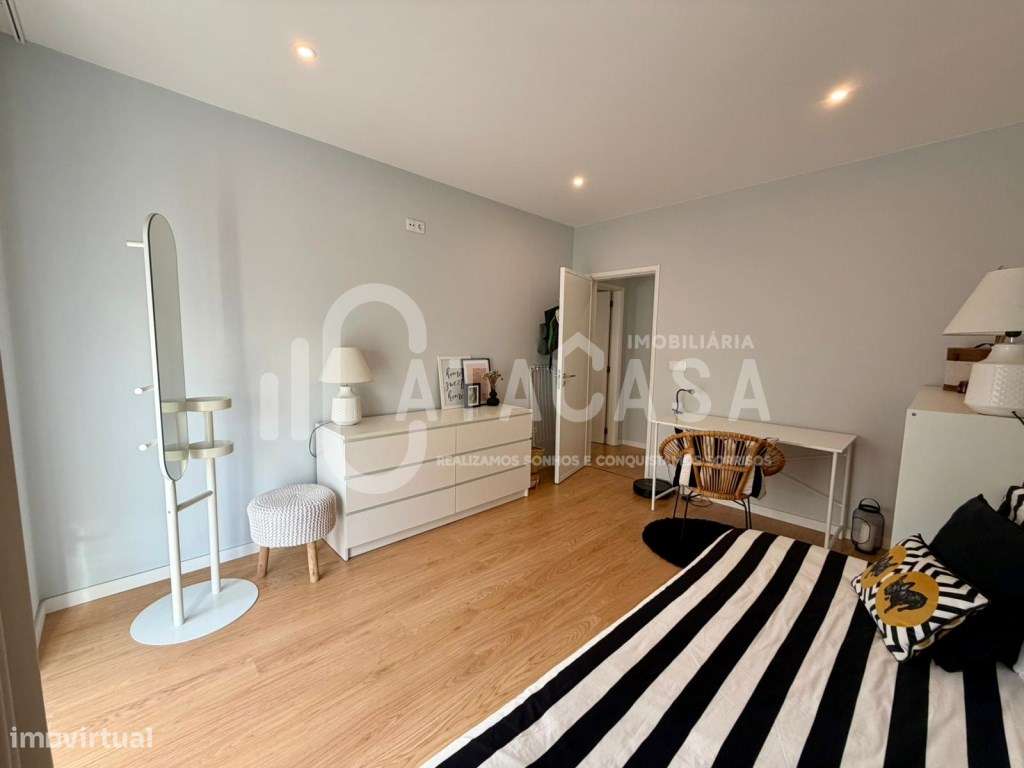 Apartamento T3 Duplex no centro de Esgueira para venda-19